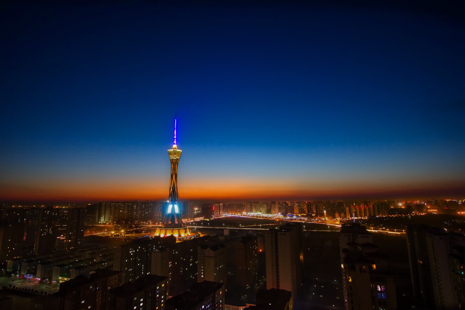 2026 世界杯官方吉祥物“塔利斯”的设计灵感来源:北美足球文化的结合。